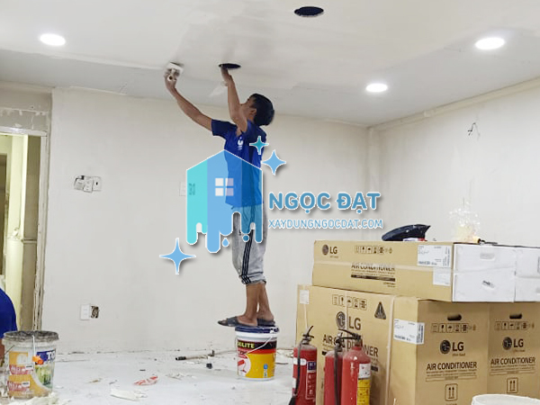 Thợ sơn nhà tại quận 2